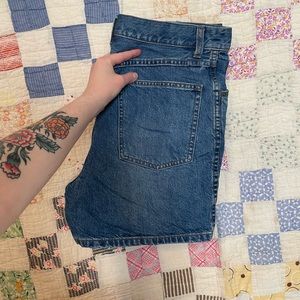 Uniqlo High Waisted Jean Shorts - Size 28